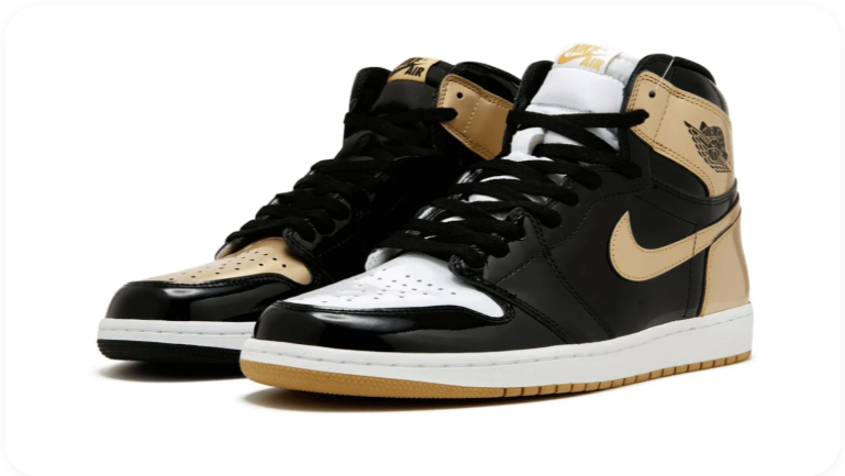 Air Jordan 1 High OG Black/Metallic Gold